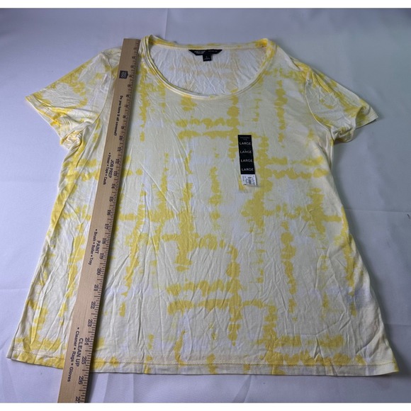 NEW Simply Vera Vera Wang Women's Modern Tee Top, Yellow Tie Dye Rayon Large NWT - Picture 8 of 8